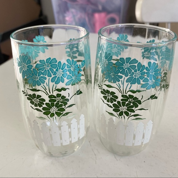 Vintage Swanky Swig Tumblers - Picture 2 of 5